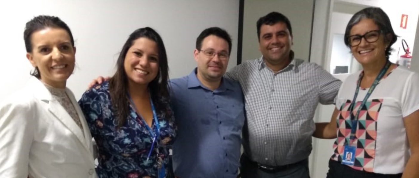 Imagem mostrando o diretor Prof Bruno e a equipe de gestão da Univeritas/UNG campus Itaquaquecetuba